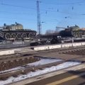 [Delfi trumpai] Rusija iš tankų saugyklų ištraukė tikrą senieną (video)