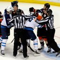 NHL ketvirtfinalio serijoje – antroji iš eilės „Ducks“ pergalė