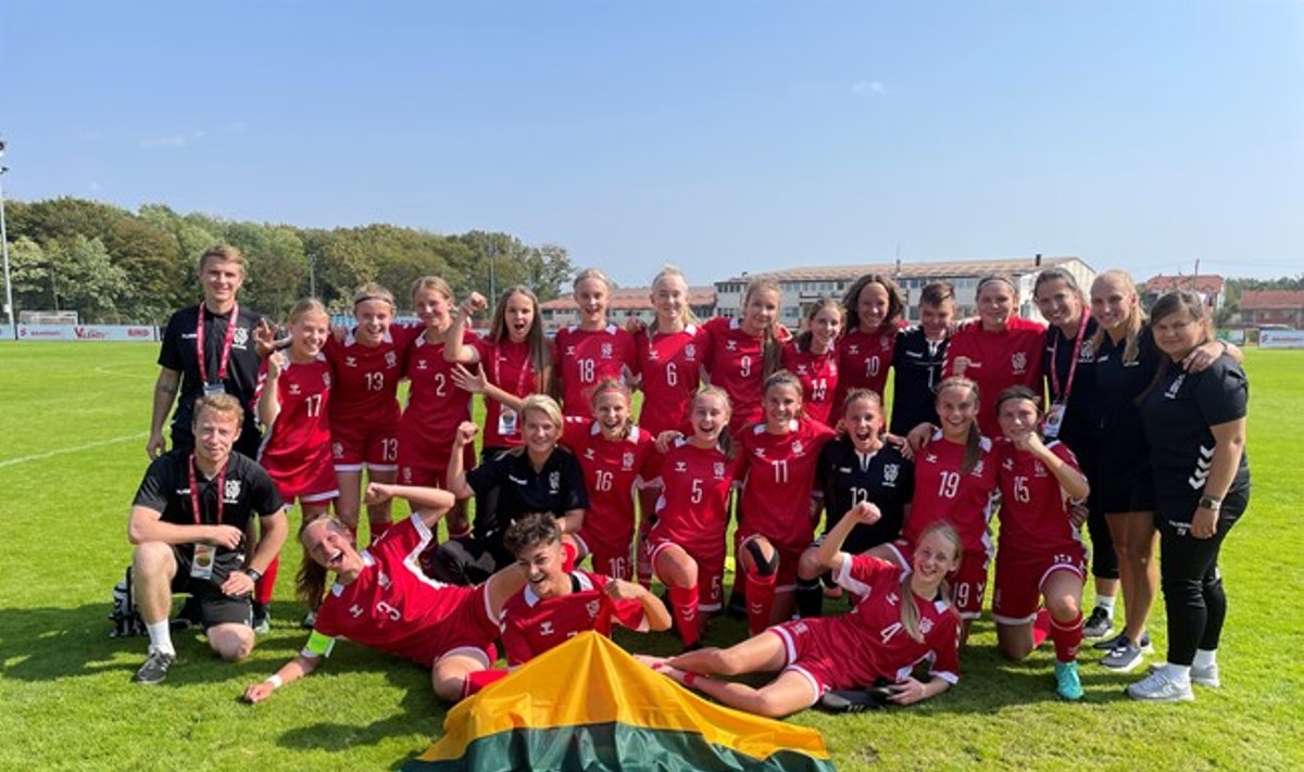 Lietuvos merginų U-17 futbolo rinktinė