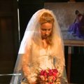 12 metų mergaitės bažnytinė „santuoka“ atkreipė dėmesį į vaikų - nuotakų problemą