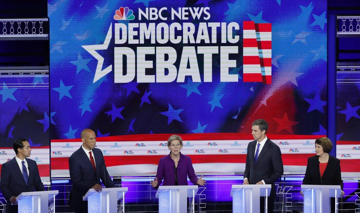 JAV įvyko pirmieji demokratų pretendentų į prezidento postą debatai 
