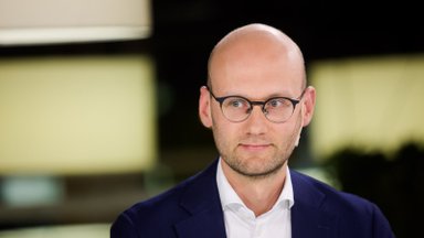 „Novaturo“ vadovas Rakovski: per pandemiją lietuviai sutaupė 5 mlrd. eurų – tikėtina, kad dalį jų išleis kelionėms