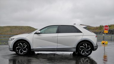 Naujo „Hyundai Ioniq 5“ testas: stebinančios elektromobilio galimybės