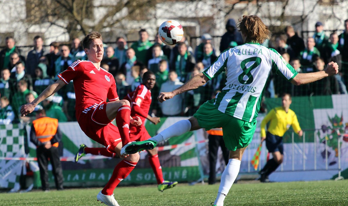 Panevėžio “Ekrano“ ir Vilniaus “Žalgirio“ futbolininkai sužaidė lygiosiomis