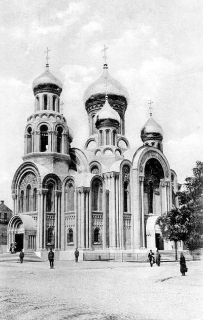 Cerkvę pašventino 1913 m. gegužės 9 d. Lietuvos stačiatikių bažnyčios arkivyskupas Agafangelas, į iškilmes atvyko kunigaikštienė Jelizaveta Romanova