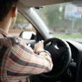 Taksi vairuotojo gudrybė nustebino: yra paaiškinimas, kodėl kartais tenka sumokėti daug daugiau