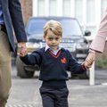 Pirmą dieną mokykloje mažasis princas George'as buvo priverstas sutikti be mamos