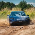 Lietuvoje pradėta prekyba elektriniu „Porsche Taycan Cross Turismo“