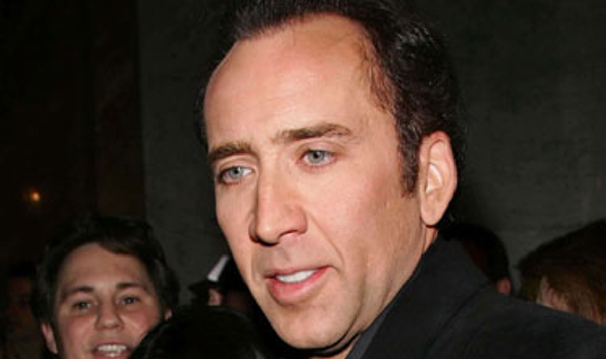 Nicolas Cage'as su žmona Alice Kim 