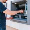 Bankomato mistika: įnešus nemenką sumą, ieškoma mįslingai dingusių 5 tūkst. eurų