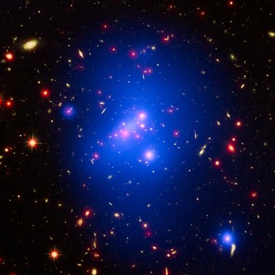 Galaktikų spiečius. Hubble/ESA nuotr.