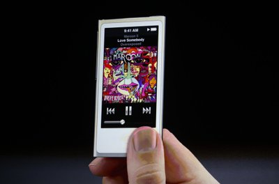 "iPod" grotuvų pristatymas