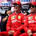 „Ferrari“ paaiškino, kodėl neleido komandos naujokui aplenkti lėčiau važiavusio Vettelio