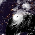 Itin pavojingas 4 kategorijos uraganas „Laura“ pasiekė sausumą Jungtinėse Valstijose