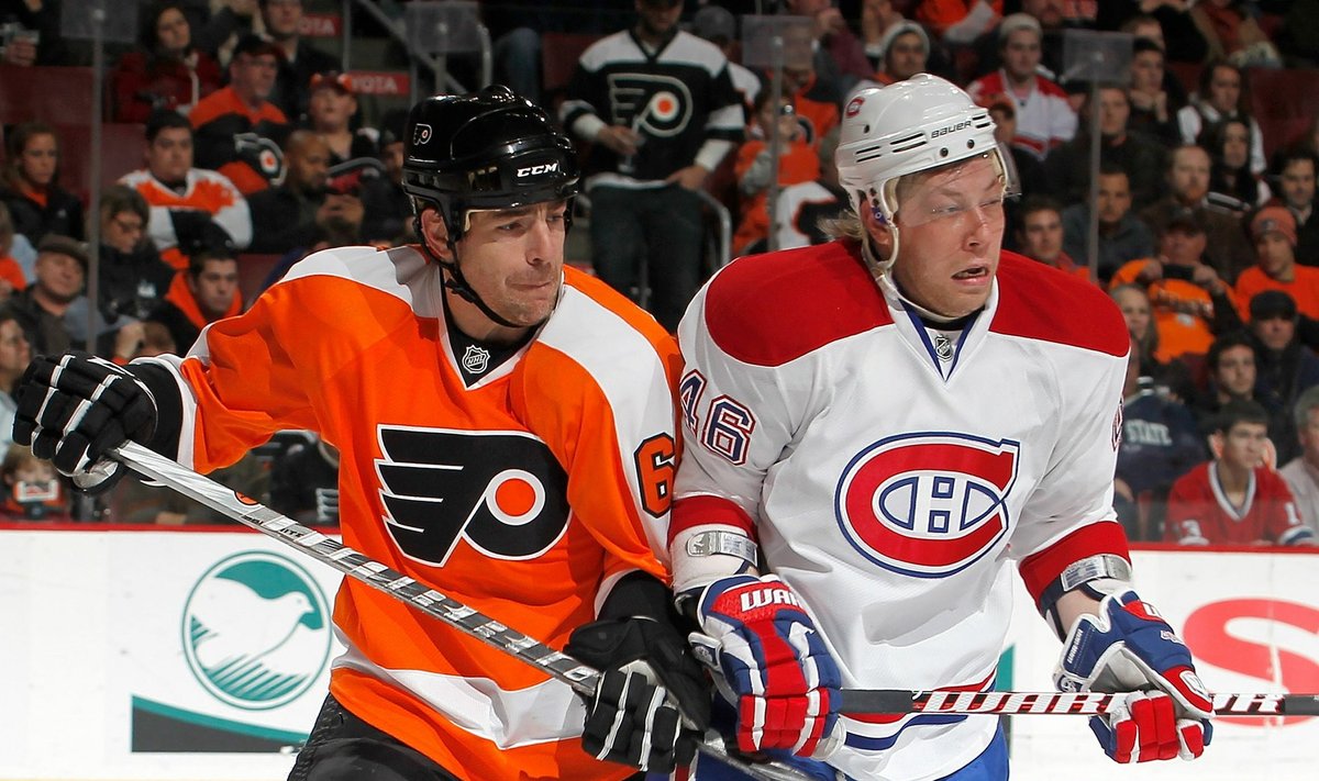 Seanas O'Donnellas ("Flyers") ir Andrejus Kosticynas  ("Canadiens") 