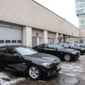 Kanceliarija nusprendė slėpti, kas Seimo automobilius naudojo kaip savo: atsipirko papeikimais