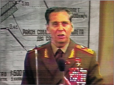 Generolas Nikolajus Ogarkovas per spaudos konferenciją po lėktuvo numušimo