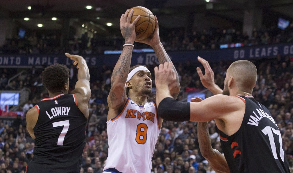 NBA: Knicks ir Raptors dvikova Toronte