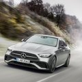 „Mercedes-Benz“ pristatė naująją C klasę: sedanas ir universalas debiutuoja vienu metu