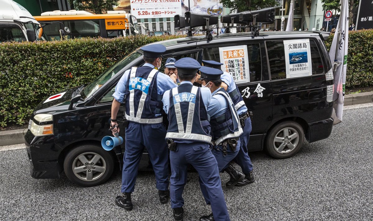 Japonijos policijos pareigūnai