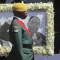 Zimbabvės eksprezidentas laidojamas gimtajame kaime