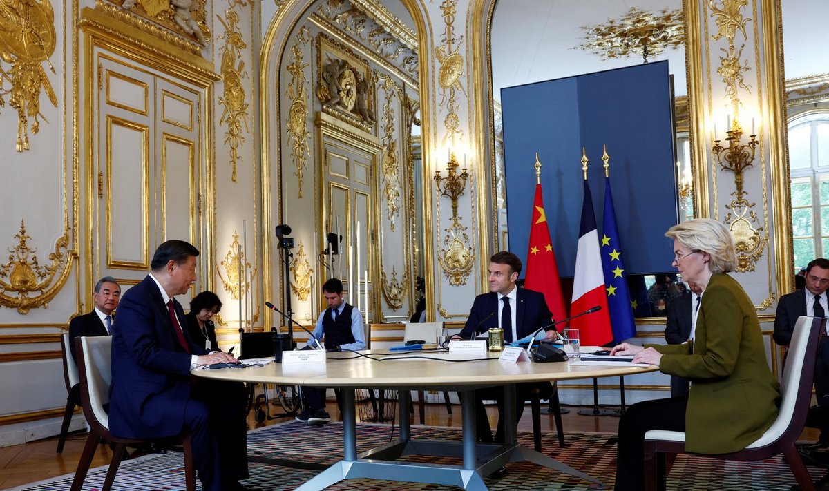Ursula von der Leyen susitiko su  Xi Jinpingu ir Emmanueliu Macronu