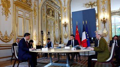 ES vadovė: Kinija padės deeskaluoti Rusijos grasinimus branduoliniu ginklu