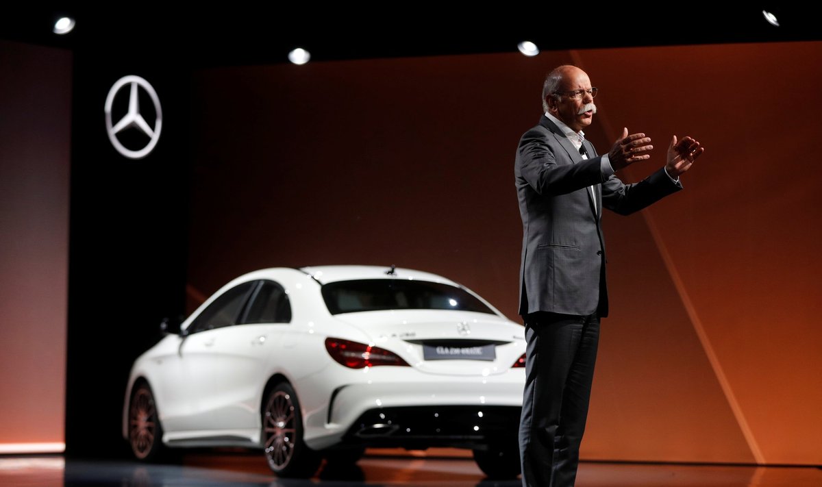 "Daimler AG" valdybos pirmininkas D. Zetsche pristato "Mercedes-Benz" naujienas