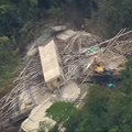 Kolumbijoje sugriuvus statomam tiltui žuvo 10 darbininkų