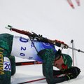 Tarp lyderių Pekine šliuožusiam Lietuvos biatlonininkui koją pakišo priešpaskutinis šūvis