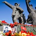 Rygoje per mitingą prieš sovietinio paminklo nukėlimą sulaikyta EP narė Ždanoka