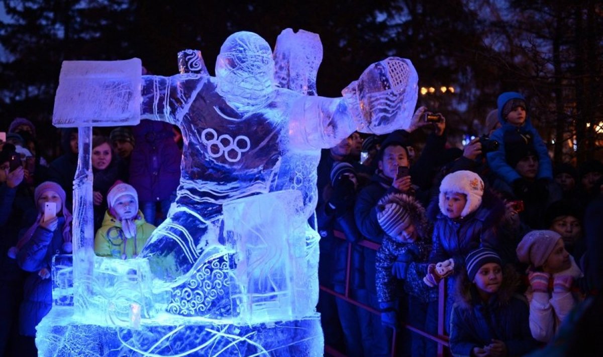 Sočio olimpiadai skirta ledo skulptūra
