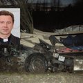 Tragiška avarija: dvasininkas galėjo netekti sąmonės dar prieš smūgį?