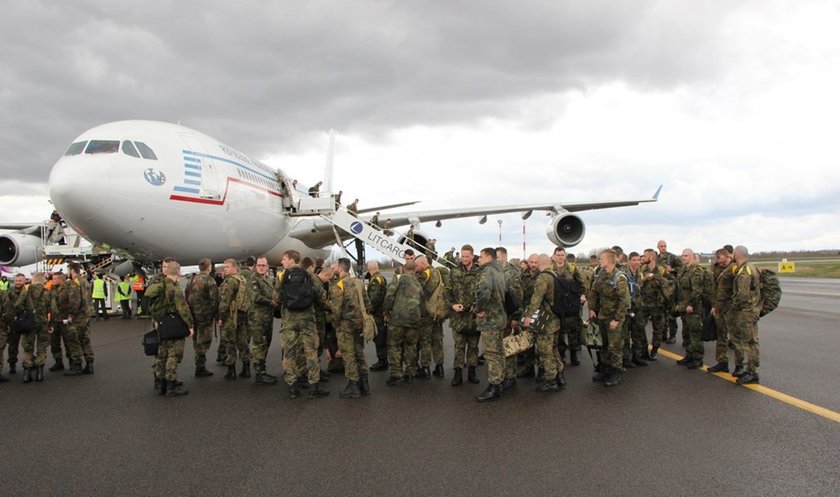 German troops landing in Lithuania as part of a NATO exercise