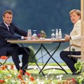 Macronas penktadienį Berlyne vakarieniaus su Merkel