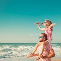 Ką reikėtų žinoti išsiskyrusiems tėvams, planuojantiems atostogas su vaiku užsienyje