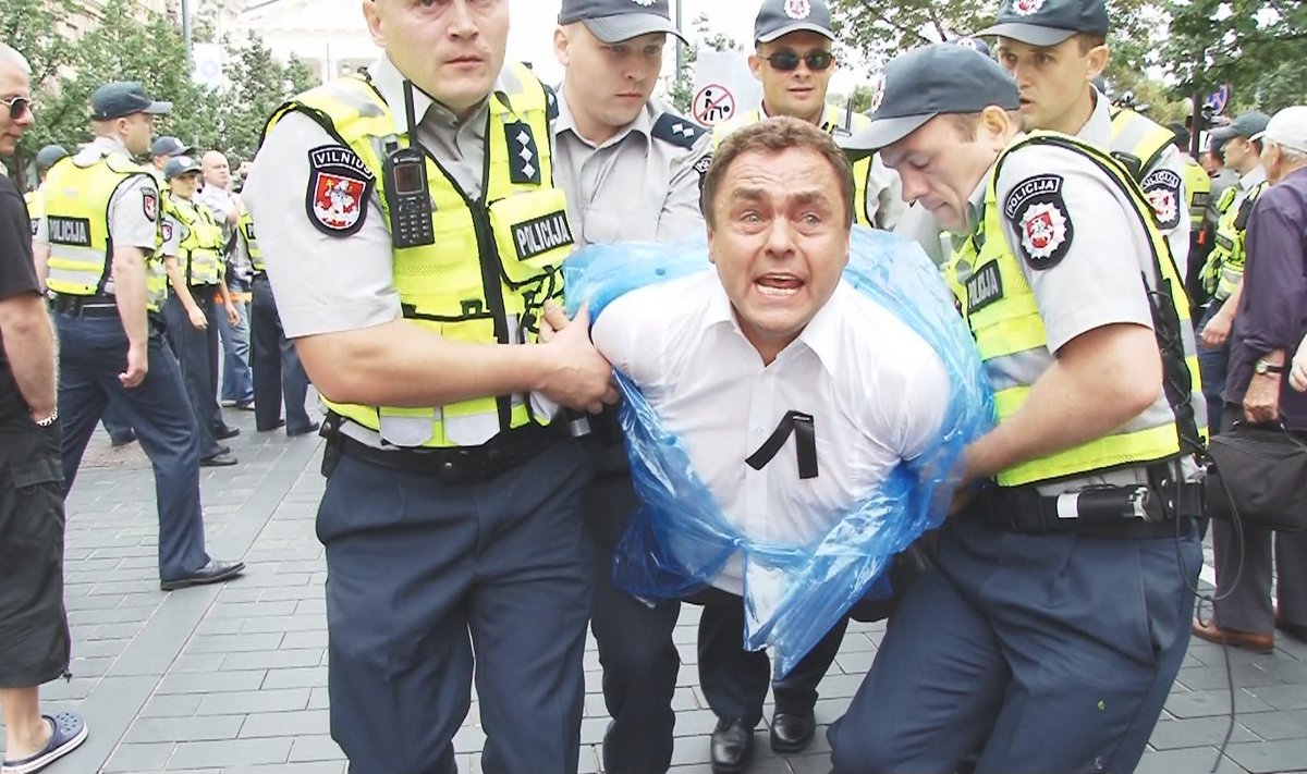 MP Petras Gražulis was detained by the police for refusing to obey during Baltic Pride 2013 events.