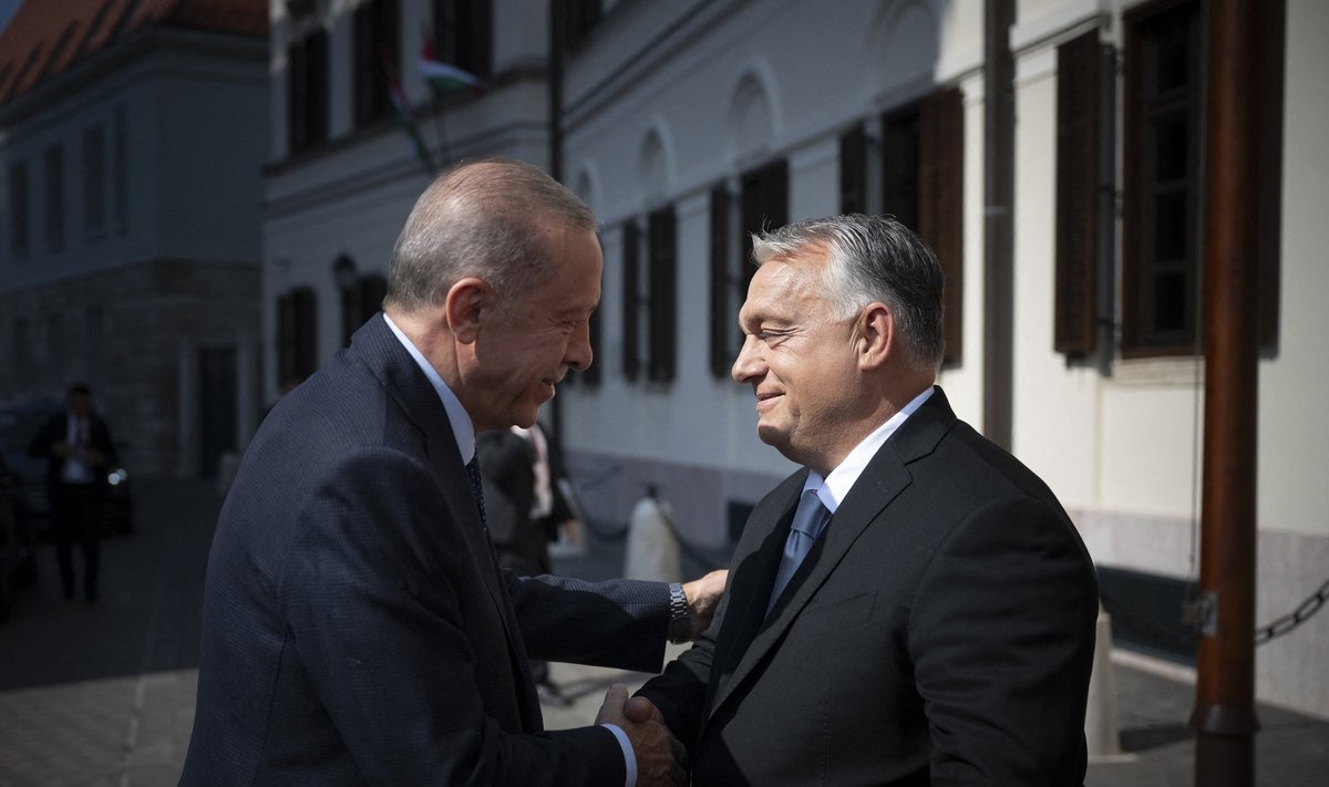 R. T. Erdoganas Vengrijoje susitiko su V. Orbanu