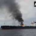 Raudonojoje jūroje kelias valandas liepsnojo hučių užpultas tanklaivis, gabenantis rusišką naftą