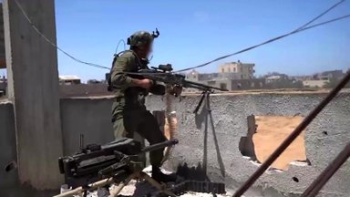 Vaizdo įraše užfiksuota Izraelio karių operacija Rafos mieste