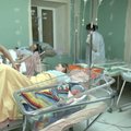 Krentant rusų bomboms, Kijevo gimdymo namų rūsiuose gimsta kūdikiai