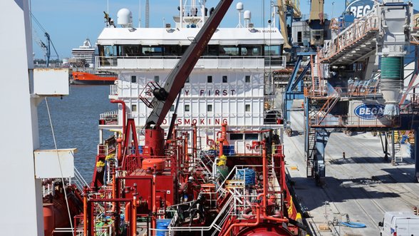Dutch company to dredge port of Klaipėda for EUR 45.8 mln