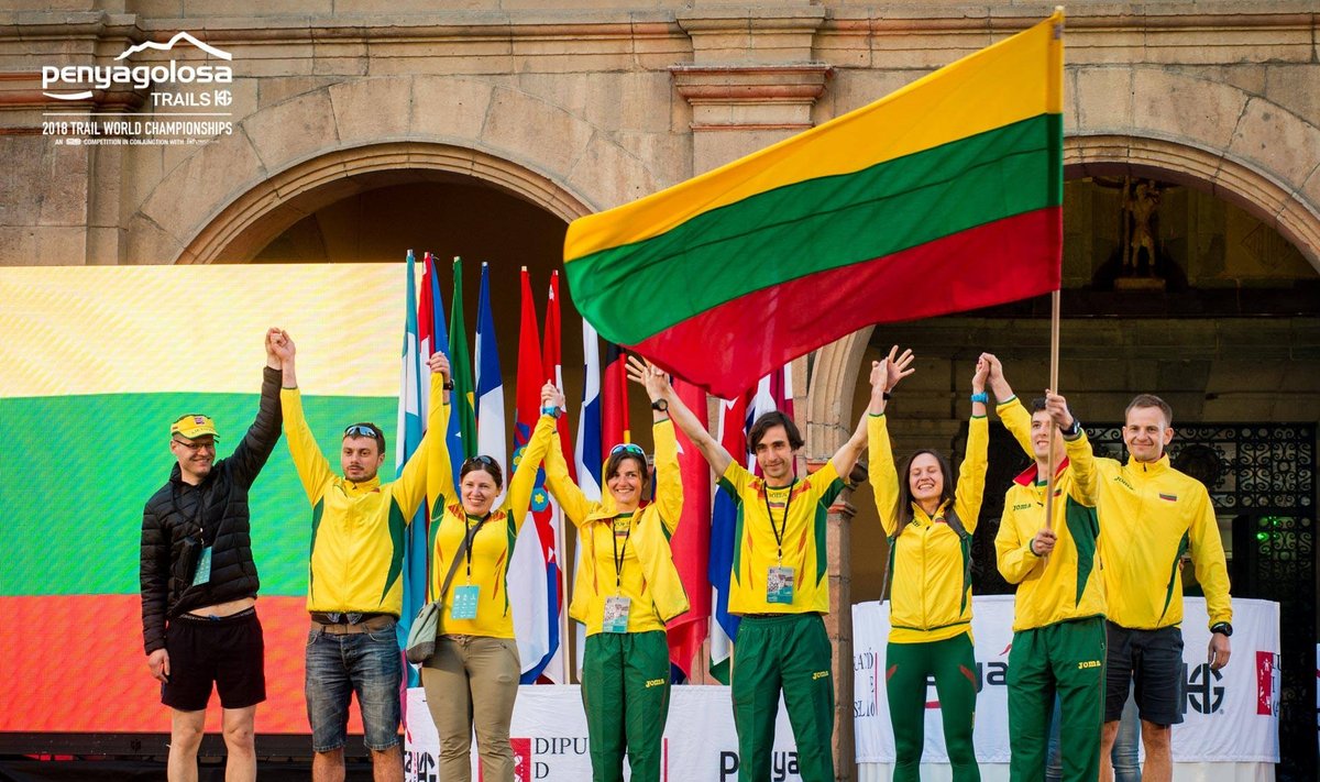 Lietuvos bėgikų rinktinė pasaulio bekelės bėgimo čempionate 