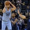 NBA naktis: subyrėjusi „Spurs“ gynyba ir Dončičiaus pasiekimas