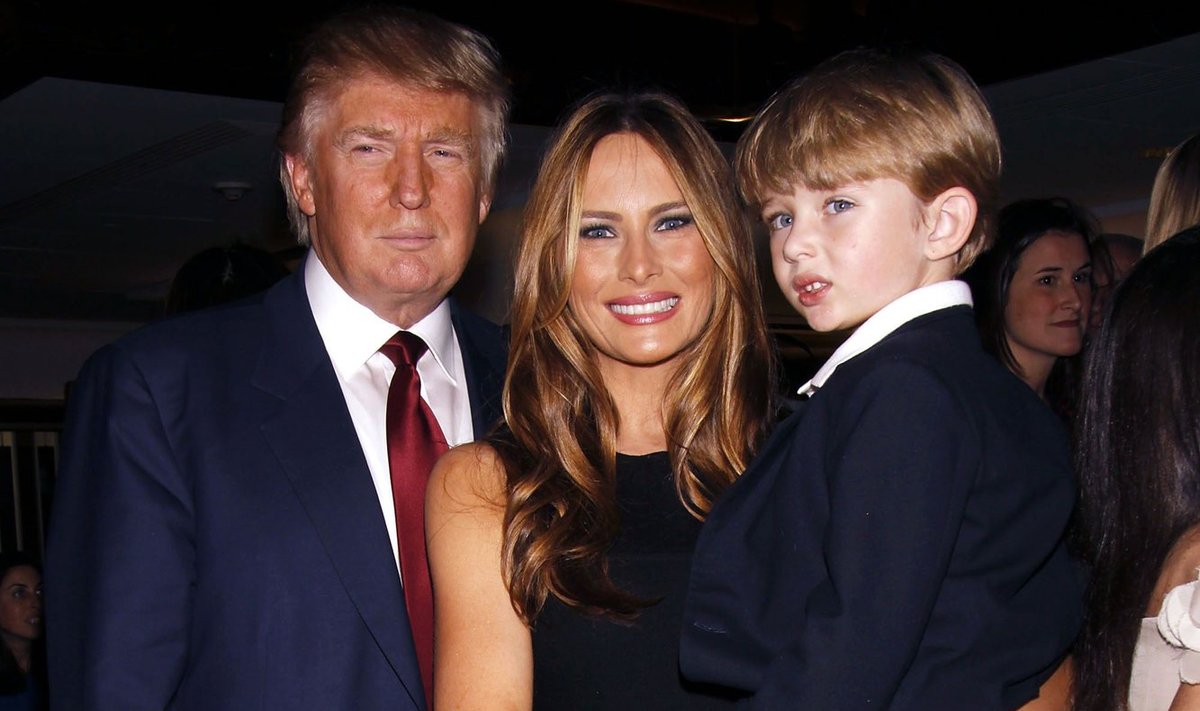 D. Trumpas su šeima