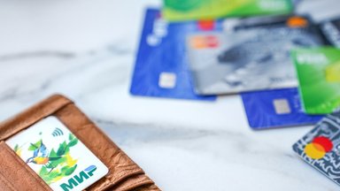 „Samsung Pay“ nebeaptarnaus rusiškų kortelių „Mir“