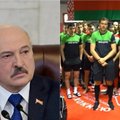 Kodėl jie neatsiklaupė? Ledo ritulio rinktinės sveikinimą Lukašenkai lydėjo ironija ir svetima gėda
