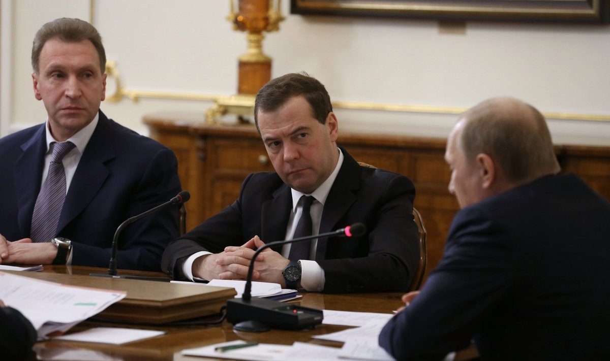 Vladimiras Putinas, Dmitrijus Medvedevas, Igoris Šuvalovas 