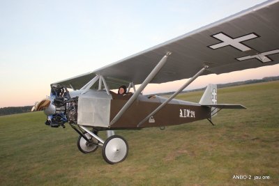 R. Kalinskauso pirmasis skrydis ANBO-II kopija. 