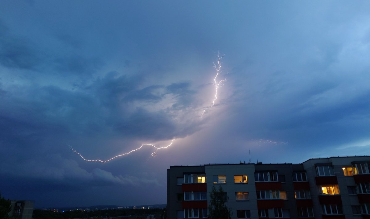 Jau fiksuota neramiausia diena šiemet: suskaičiuota apie 10 tūkst ...